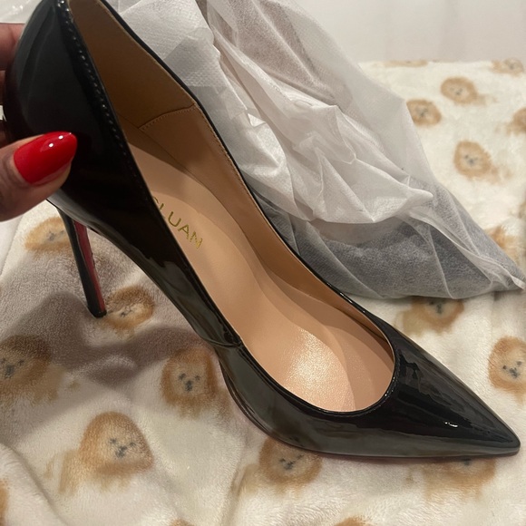 Black Patent Leather Stiletto Heels - Picture 3 of 4